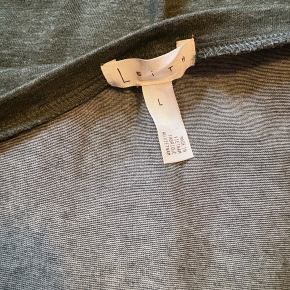 Leith - Ruched Body-Con Dress - Picture 5 of 7